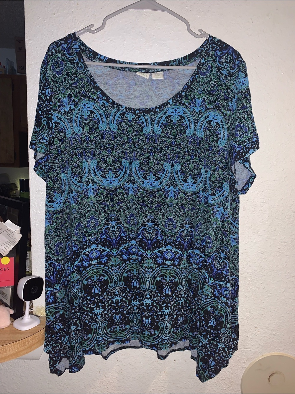 Lucy & Laurel Blue and Green Paisley Scoop-Neck Tunic